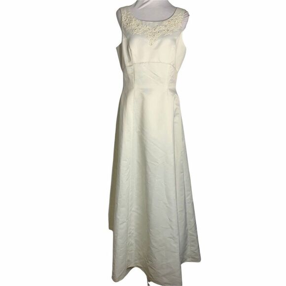 Davids Bridal Michaelangelo Wedding Gown 16 Ivory Beaded Keyhole Back Lined NEW - Picture 3 of 9